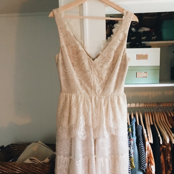 BCBG LACE BLUSH DRESS - Picture 2 of 7